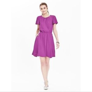 Banana Republic Keyhole Flutter Sleeve Dress